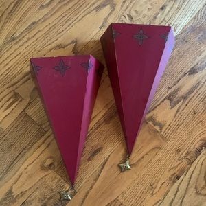 Southern Living Wall Shelves/Decor